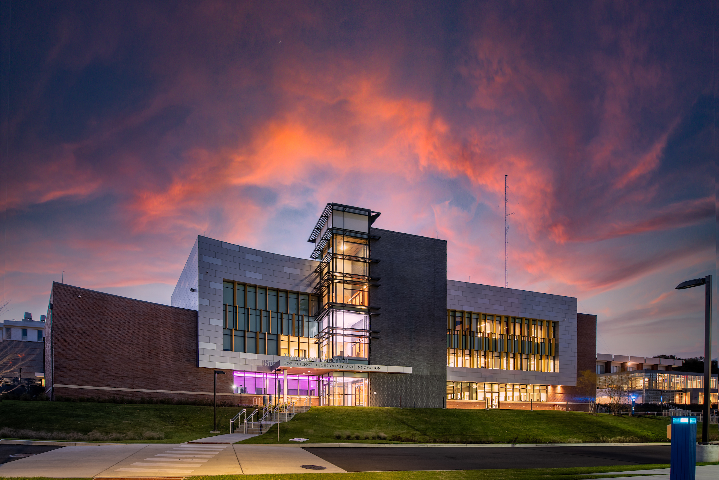 UNH_Architechure_Image